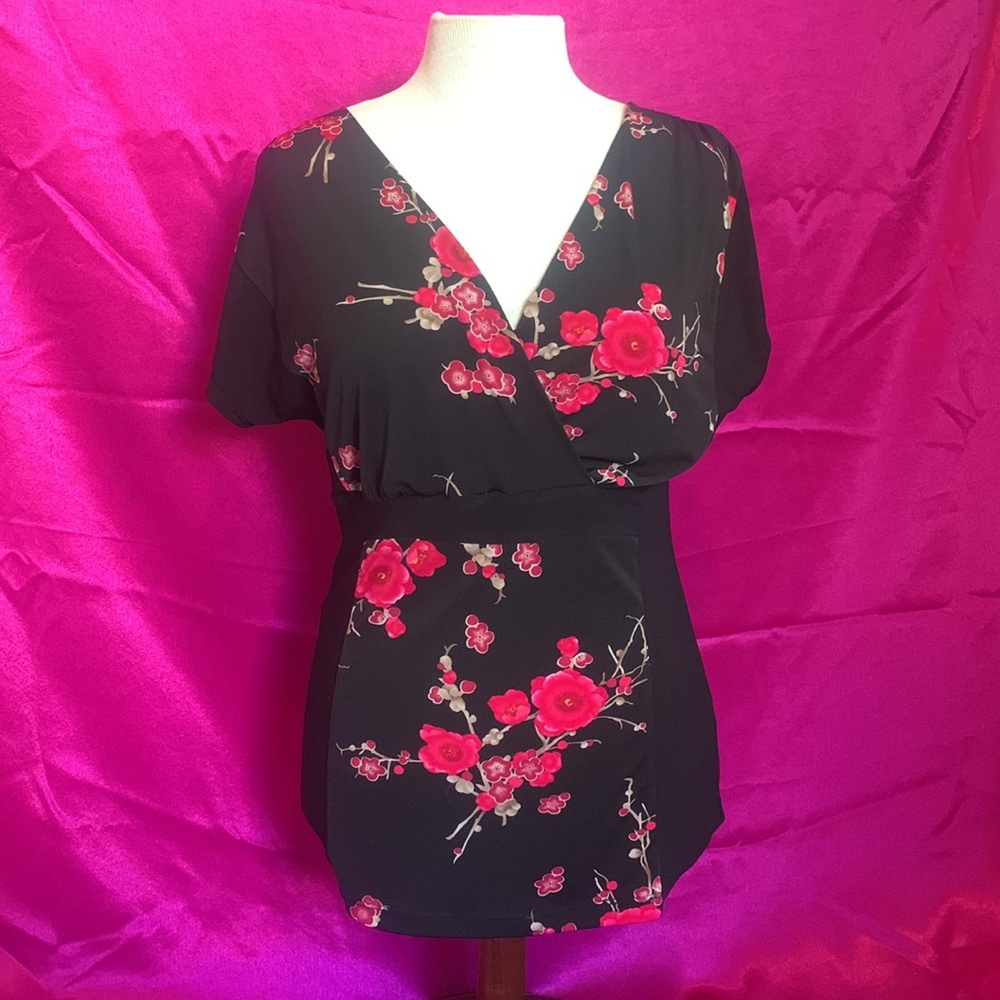 Ricky‘s black floral dress top size xs